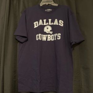 Dallas Cowboys athletic T-shirt, size Large